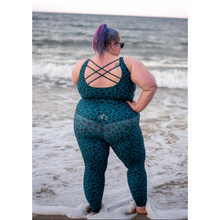 Load image into Gallery viewer, Clique Turquoise Leopard Full Tummy Coverage Leggings
